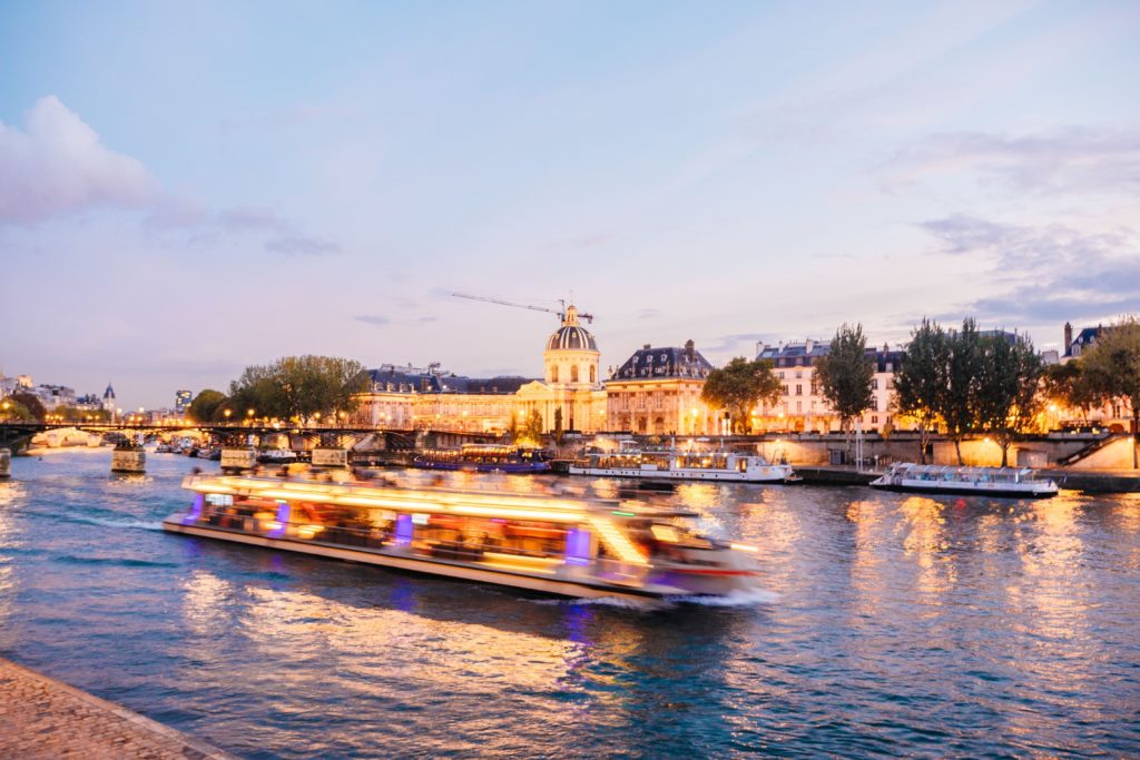 Lune de miel à Paris