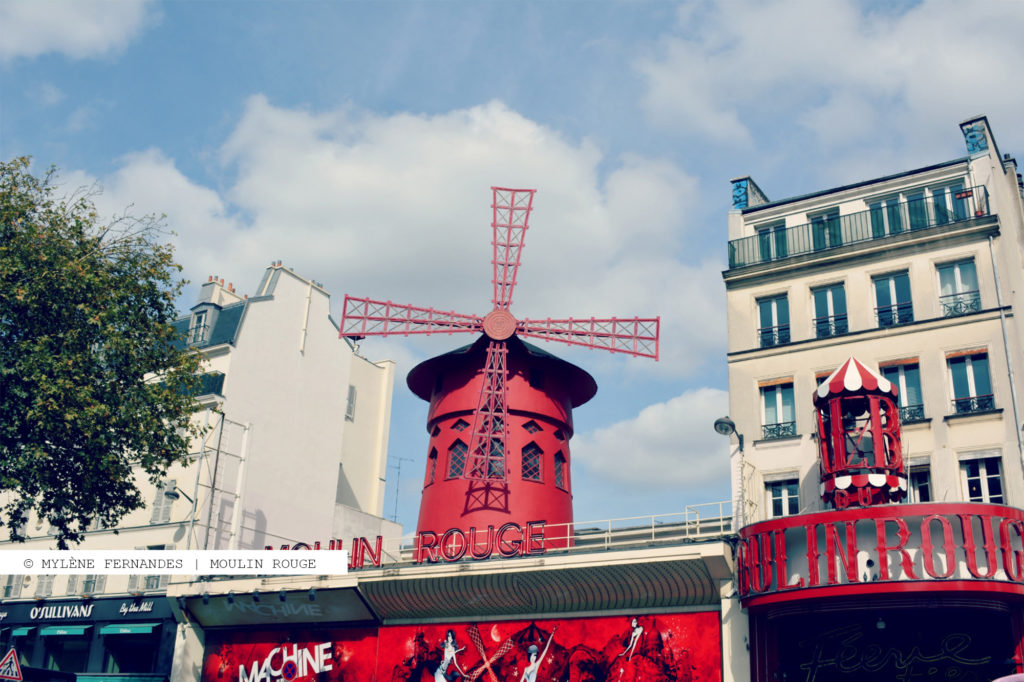 Facade Moulin rouge Paris
